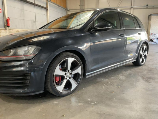 Volkswagen Golf VII 2.0 TFSI GTI "Performance" BlueMotion Tech 2015 – снимка 2