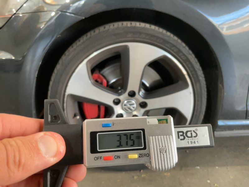 Volkswagen Golf VII 2.0 TFSI GTI "Performance" BlueMotion Tech 2015 – снимка 3