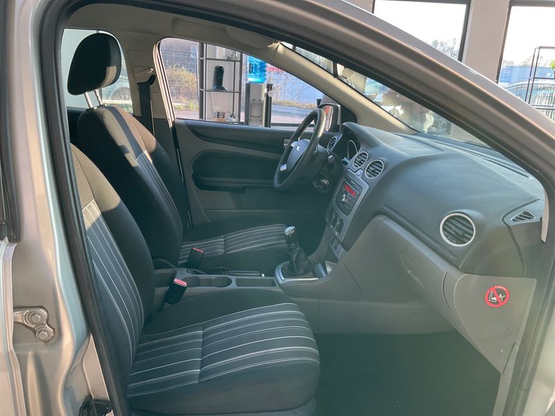 Ford Focus 1.6 TDCi Concept 2010 – снимка 3