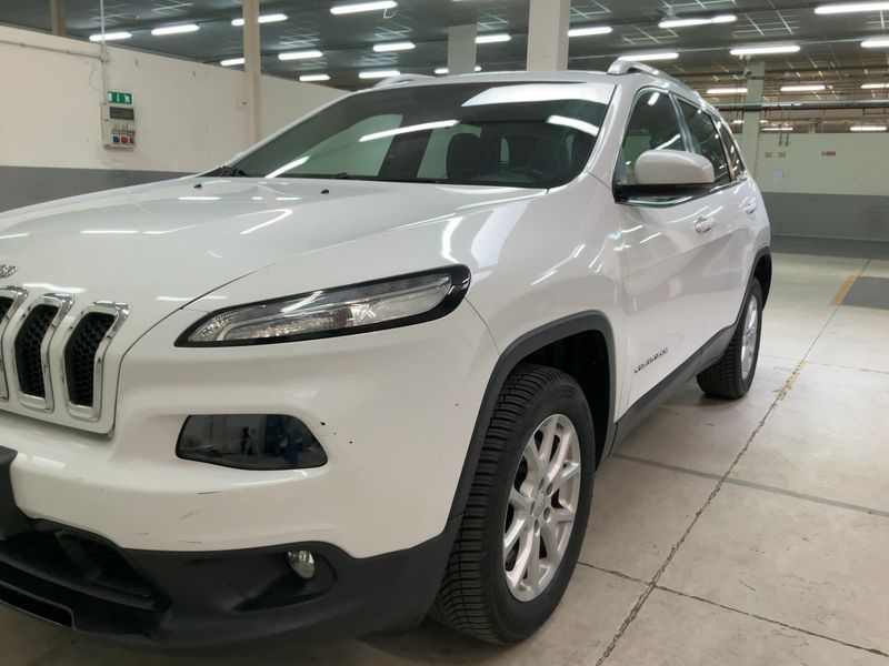 Jeep Cherokee 2.0 M-Jet Longitude 4WD 2015 – снимка 2