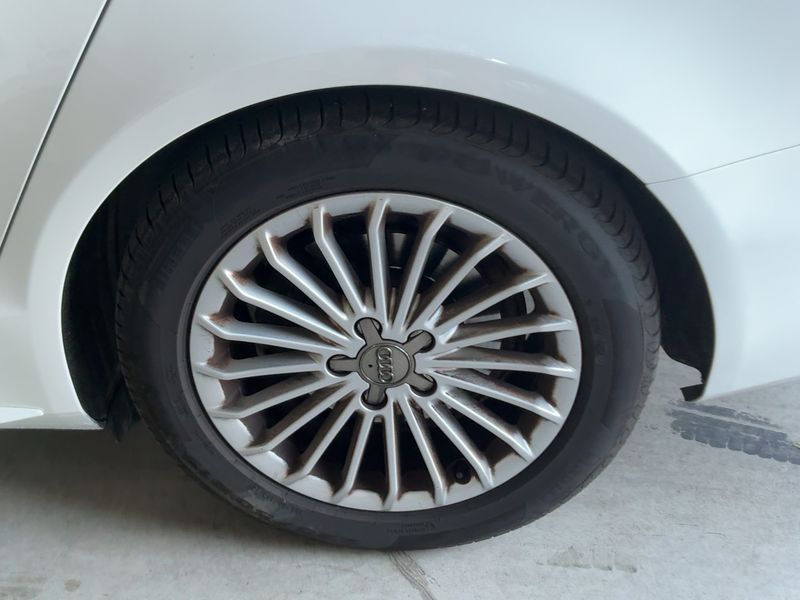 Audi A4 1.8 TFSI S line Sportpaket plus 2012 – снимка 5