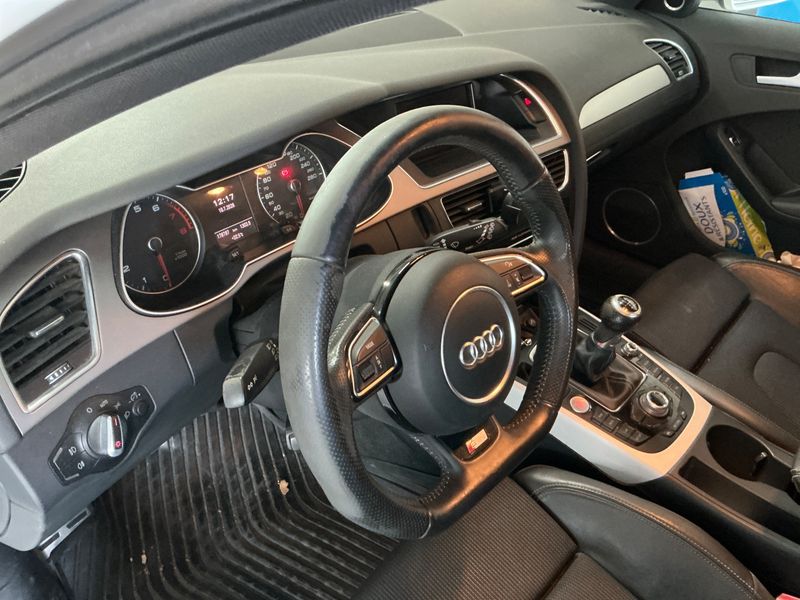 Audi A4 1.8 TFSI S line Sportpaket plus 2012 – снимка 23