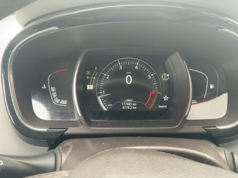 Renault Espace 1.6 TCe Energy Intens 2017 – снимка 18