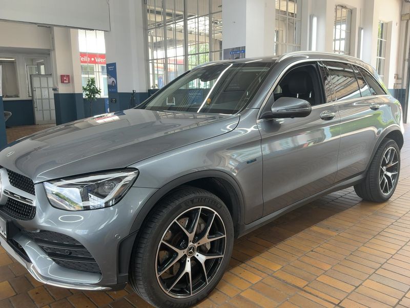 Mercedes-Benz GLC-Klasse GLC 300 de 4Matic AMG Line 2021 – снимка 1