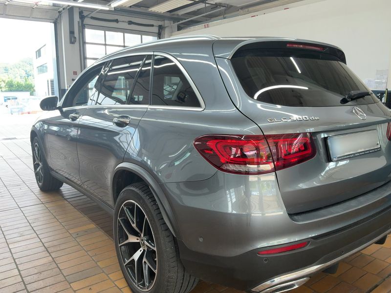 Mercedes-Benz GLC-Klasse GLC 300 de 4Matic AMG Line 2021 – снимка 6