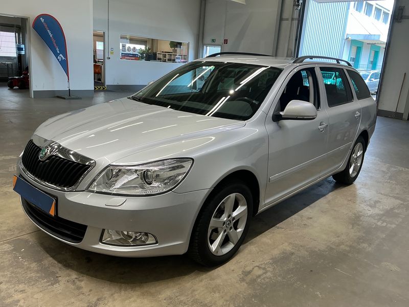 Skoda Octavia 1.4 TSI Family 2012 – снимка 1
