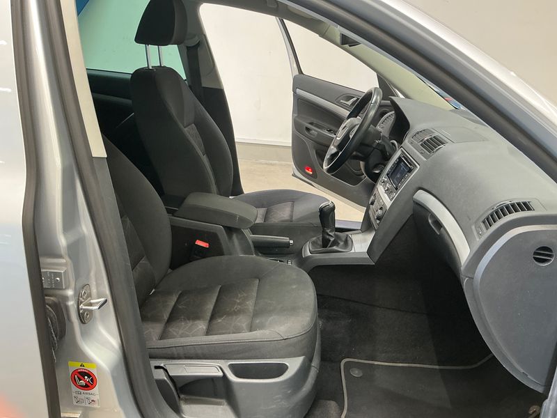 Skoda Octavia 1.4 TSI Family 2012 – снимка 3