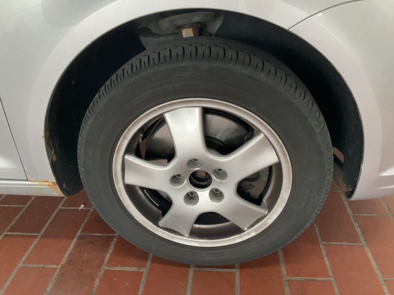 Volkswagen Touran 2.0 TDI Comfortline 2011 – снимка 11