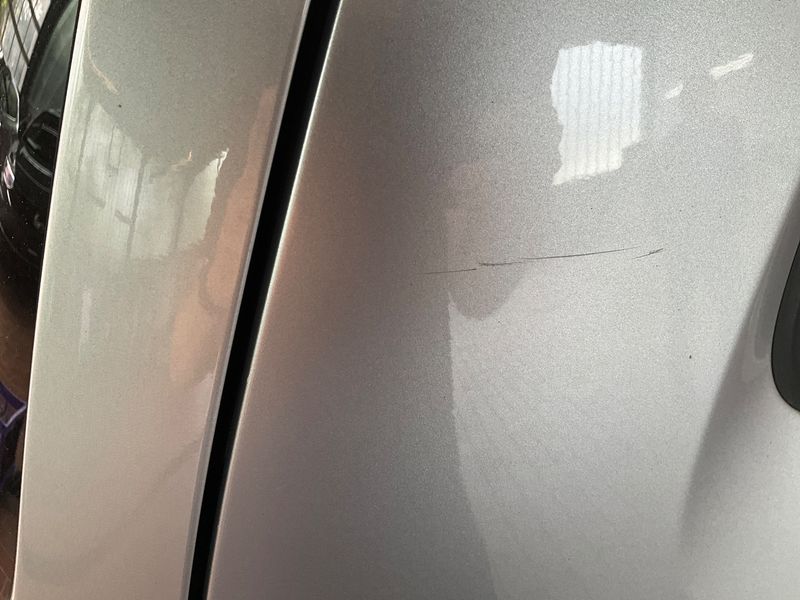 Volkswagen Touran 2.0 TDI Comfortline 2011 – снимка 27