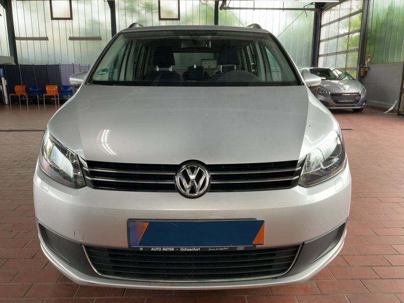 Volkswagen Touran 2.0 TDI Comfortline 2011 – снимка 14