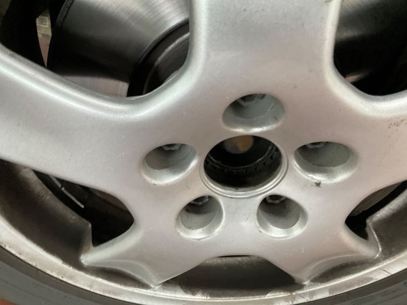 Volkswagen Touran 2.0 TDI Comfortline 2011 – снимка 25