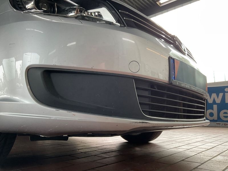 Volkswagen Touran 2.0 TDI Comfortline 2011 – снимка 63