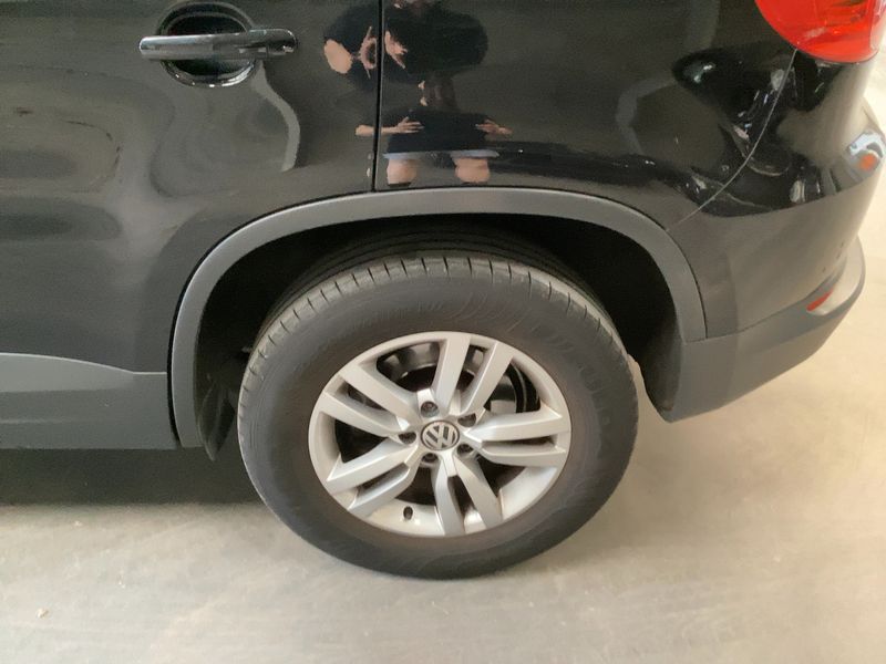 Volkswagen Tiguan 2.0 TDI Trend & Fun BlueMotion Tech 2013 – снимка 5