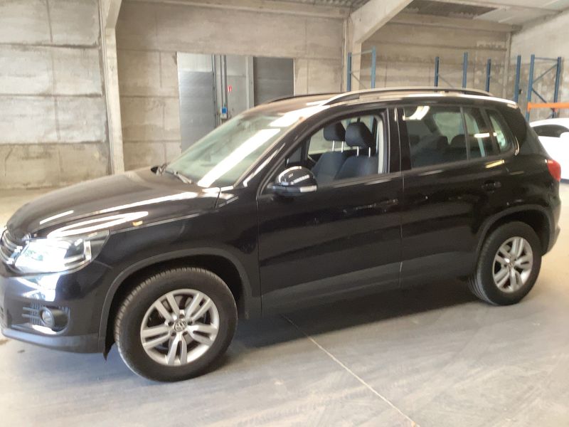Volkswagen Tiguan 2.0 TDI Trend & Fun BlueMotion Tech 2013 – снимка 2