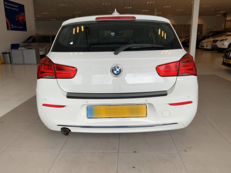 BMW 1er 118i Sport Line 2019 – снимка 7