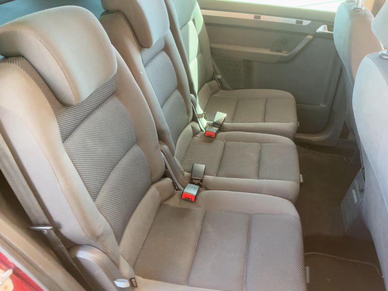 Volkswagen Touran 1.6 TDI Edition BlueMotion Tech 2014 – снимка 19