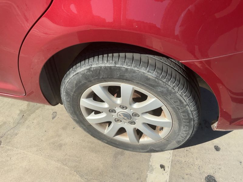 Volkswagen Touran 1.6 TDI Edition BlueMotion Tech 2014 – снимка 5