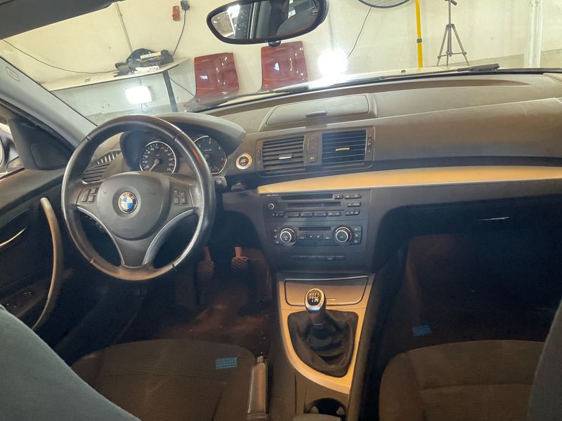 BMW 1er 116d 2011 – снимка 18