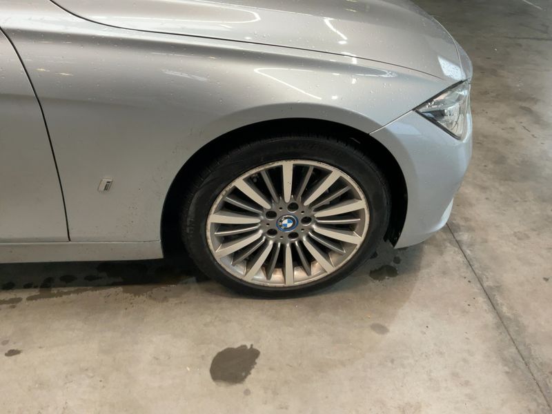 BMW 3er 330e Luxury Line 2017 – снимка 11