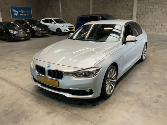 BMW 3er 330e Luxury Line 2017 – снимка 1