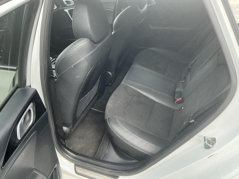 Kia cee'd 1.6 CRDi GT Line 2020 – снимка 19