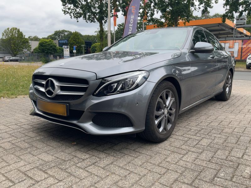 Mercedes-Benz C-Klasse C 180 CGI Avantgarde 2017 – снимка 2