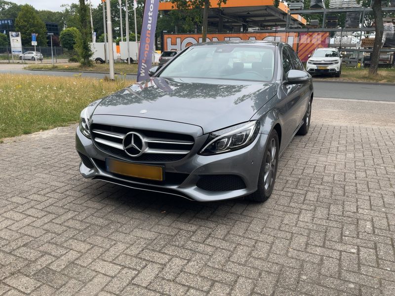Mercedes-Benz C-Klasse C 180 CGI Avantgarde 2017 – снимка 1
