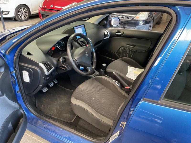 Peugeot 206+ 1.1 Basis 2012 – снимка 3