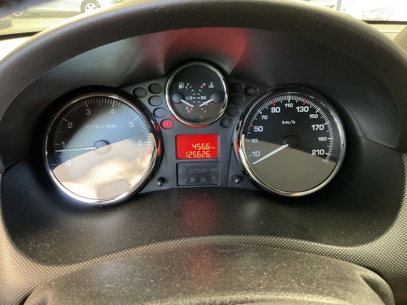 Peugeot 206+ 1.1 Basis 2012 – снимка 4