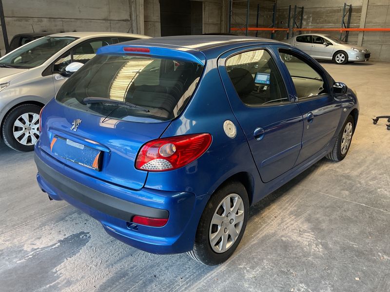Peugeot 206+ 1.1 Basis 2012 – снимка 2
