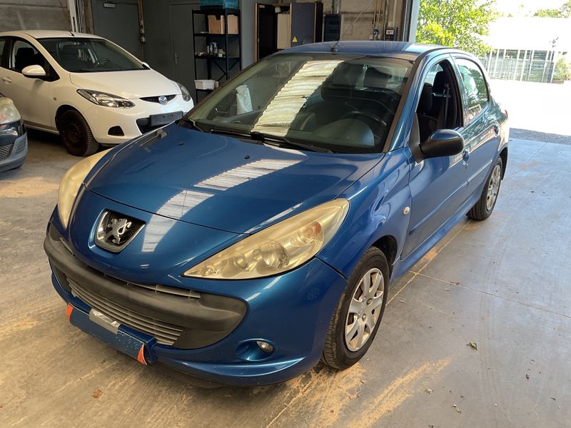 Peugeot 206+ 1.1 Basis 2012 – снимка 1