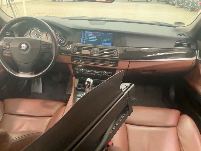 BMW 5er 530d 2011 – снимка 12