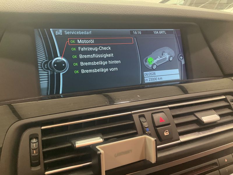 BMW 5er 530d 2011 – снимка 23