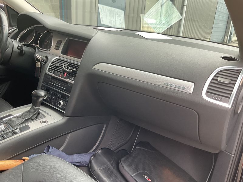Audi Q7 3.0 V6 TDI quattro 2013 – снимка 30