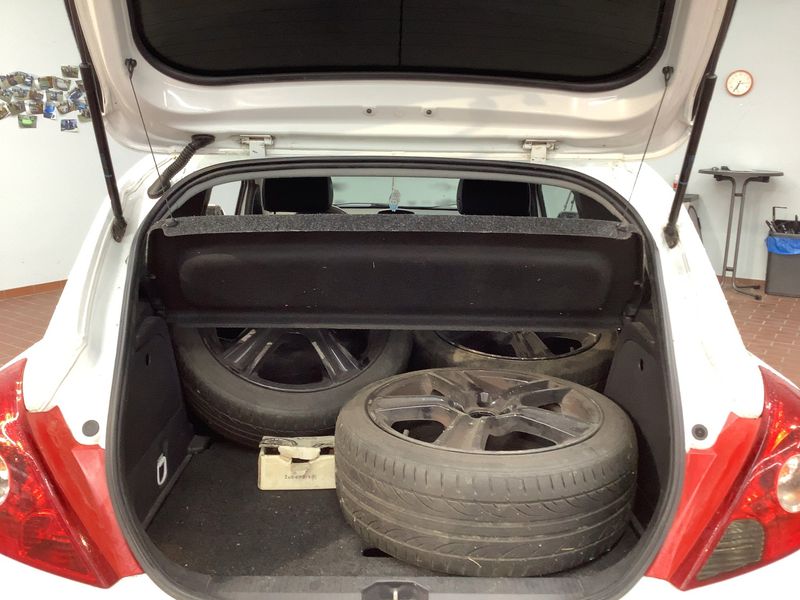 Opel Corsa 1.4 Energy 2014 – снимка 16