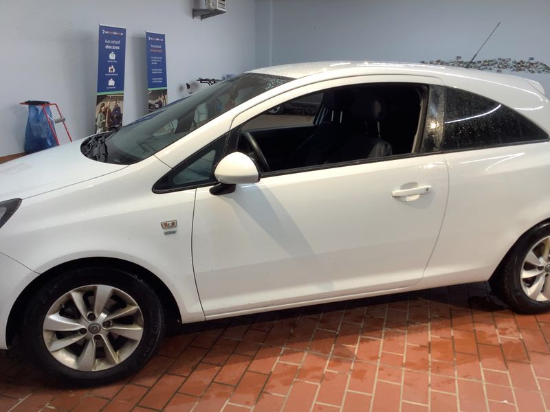 Opel Corsa 1.4 Energy 2014 – снимка 4