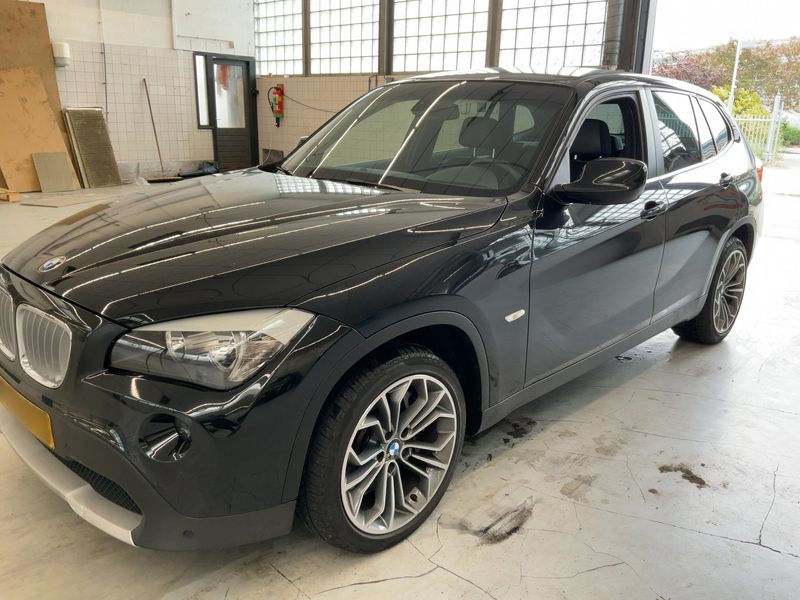 BMW X1 xDrive 28i 2010 – снимка 2