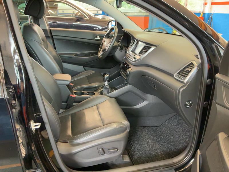 Hyundai Tucson 1.6 TGDI Premium 4WD 2018 – снимка 17