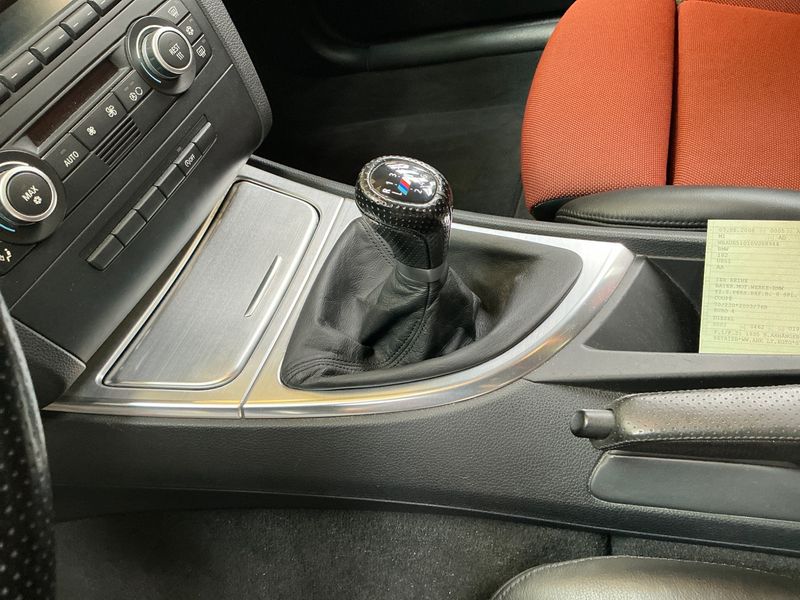 BMW 1er 123d 2008 – снимка 22