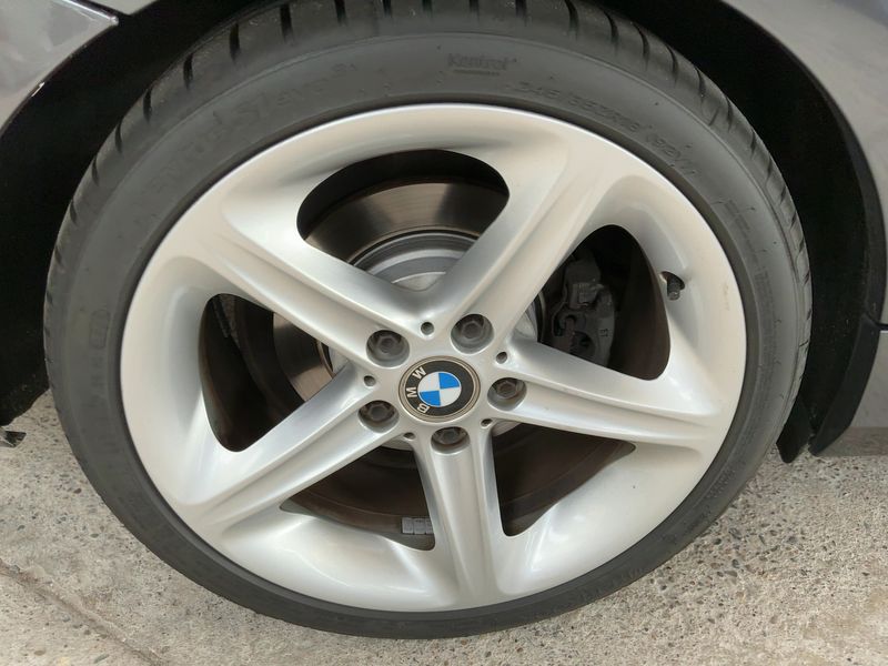BMW 1er 123d 2008 – снимка 9