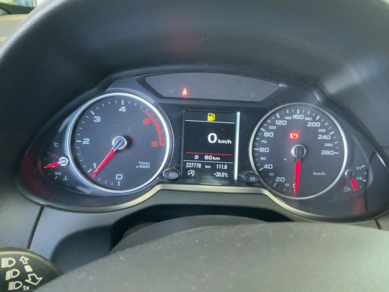 Audi Q5 2.0 TDI quattro 2013 – снимка 19