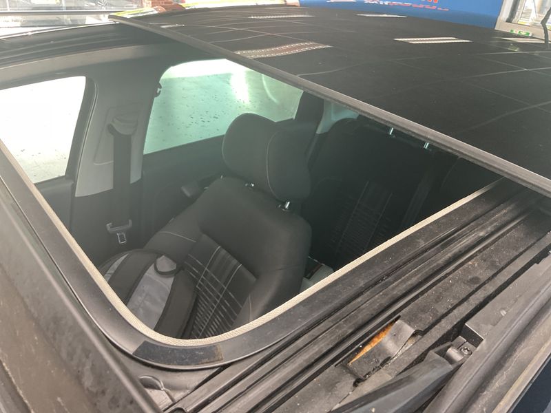 Volkswagen Polo 1.4 TDI Lounge BlueMotion Tech 2015 – снимка 25