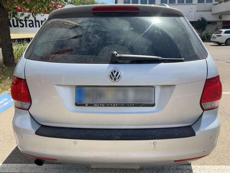 Volkswagen Golf VI 1.6 TDI Style 2011 – снимка на щета 7