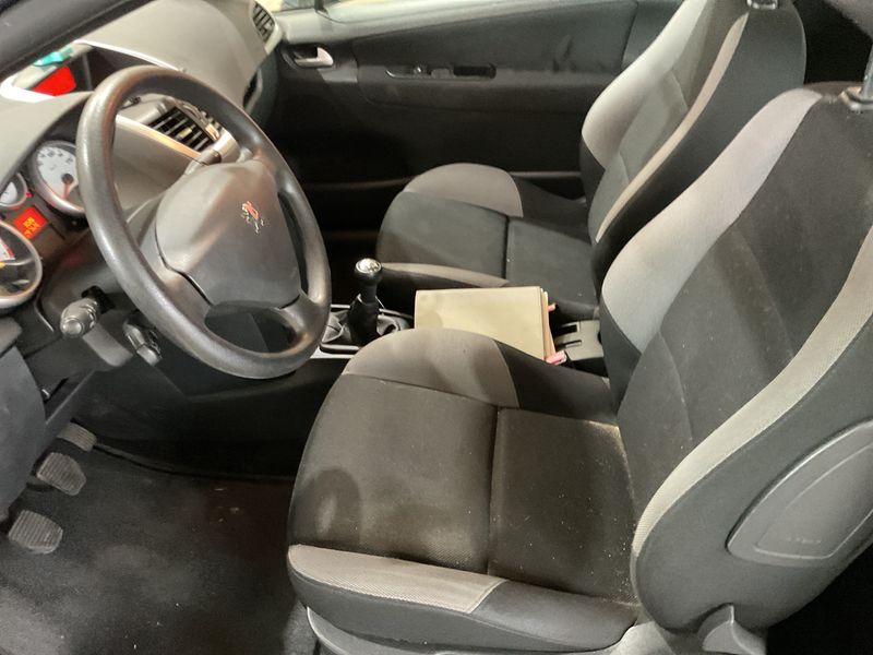 Peugeot 207 1.4 VTi Tendance 2008 – снимка 3