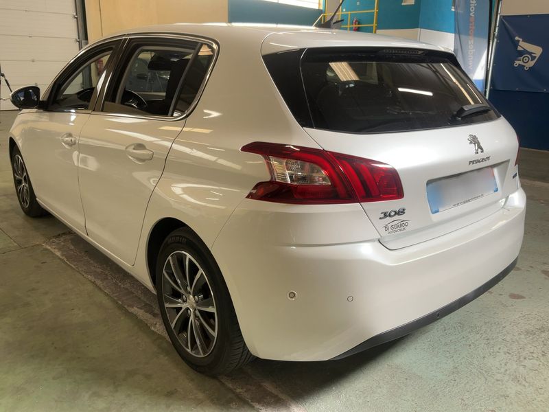 Peugeot 308 1.2 e-THP Allure 2017 – снимка 6
