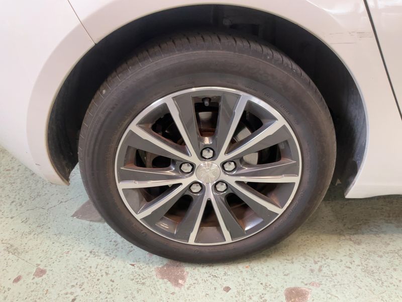 Peugeot 308 1.2 e-THP Allure 2017 – снимка 9