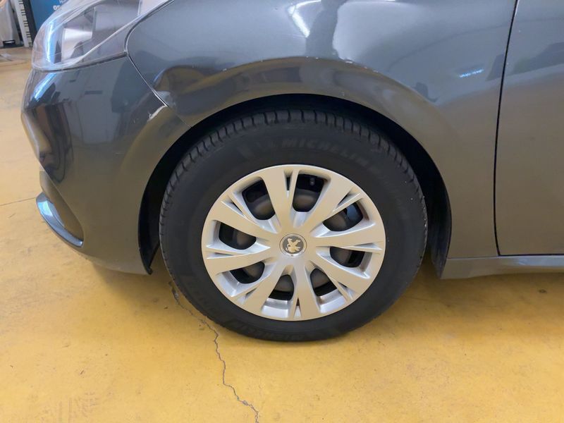 Peugeot 208 1.2 e-VTi Active 2016 – снимка 3