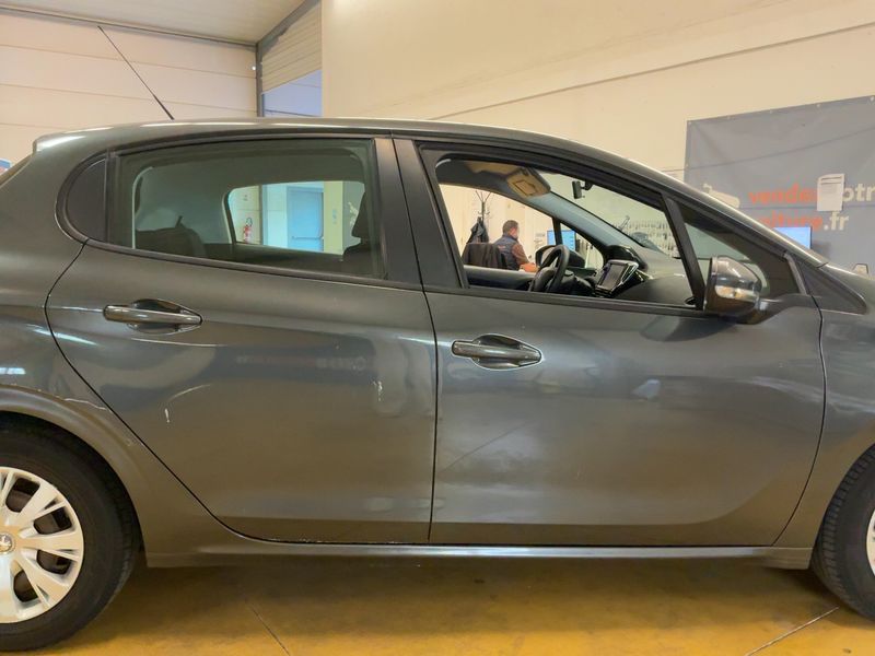 Peugeot 208 1.2 e-VTi Active 2016 – снимка 10