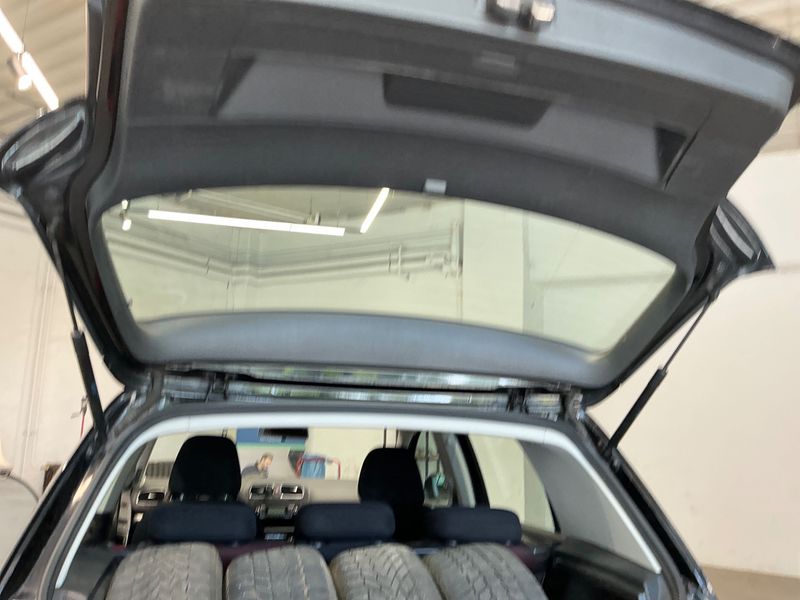 Volkswagen Golf VI 1.6 Trendline 2009 – снимка 33