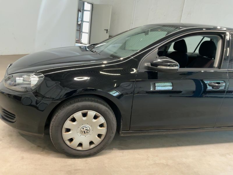 Volkswagen Golf VI 1.6 Trendline 2009 – снимка 2